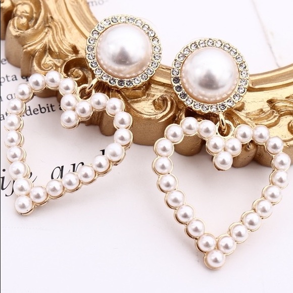 H&M Silver & White Pearl Heart Shaped Drop Dangle Large Medium Pretty Earrings - Picture 16 of 16